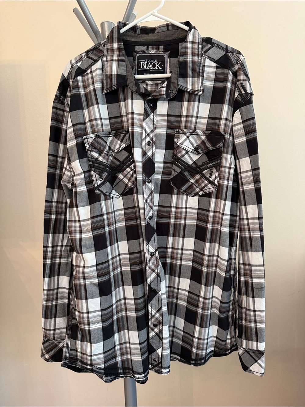 Buckle Black White Plaid Long-Sleeve Button-Down Shirt